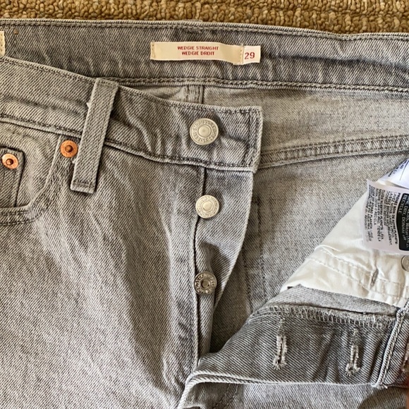 Grey Levi’s Wedgie Straight Size 29 Jeans W29 L26 - Picture 2 of 12